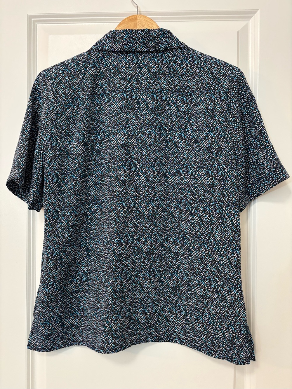 Worthington Vintage 90s Dot Print Short-Sleeve Button Down Top, Size M (Petite) - Picture 6 of 7